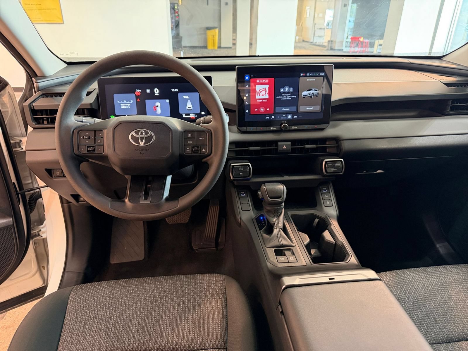 Used 2026 Toyota RAV4 LE AWD/4WD image 33