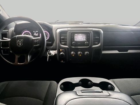Used 2024 RAM 1500 Warlock AWD/4WD image 15