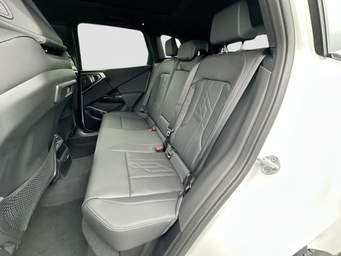 New 2026 BMW X3 xDrive30i w/ Premium Package AWD/4WD image 19
