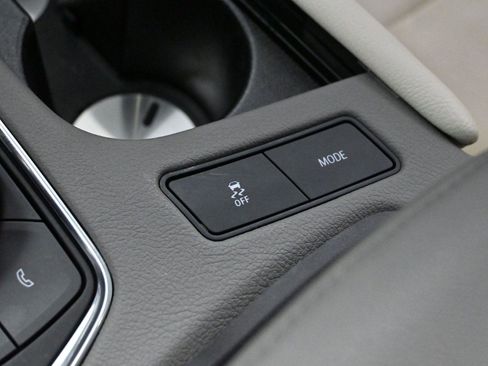 Certified 2023 Cadillac XT6 Premium Luxury w/ Technology Package image 21