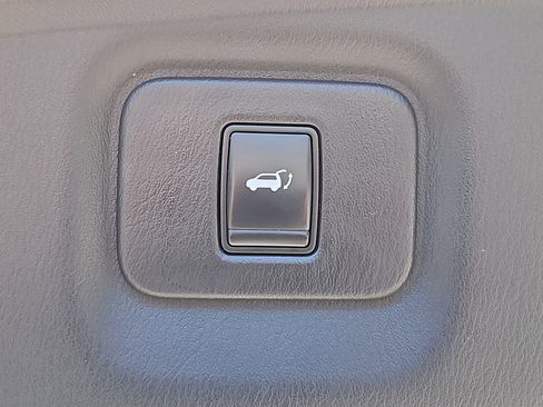Used 2019 INFINITI QX60 Luxe w/ Sensory Package AWD/4WD image 17