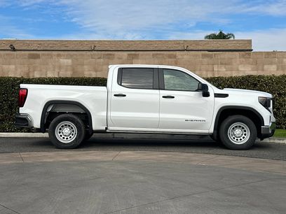 New 2026 GMC Sierra 1500 Pro w/ Pro Value Package