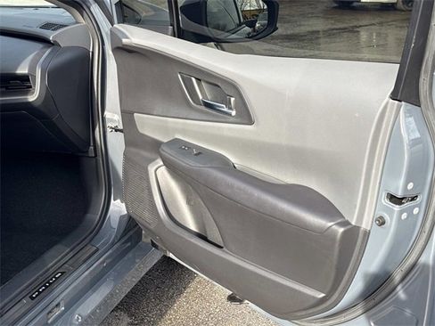 Used 2023 Toyota Prius XLE image 17