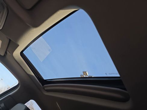 New 2026 GMC Sierra 2500 SLT w/ SLT Premium Package image 28