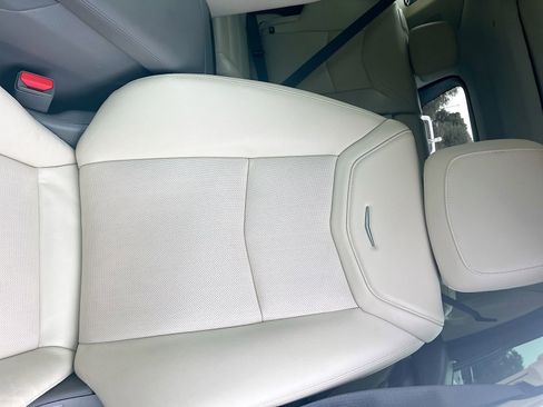 Used 2025 Cadillac XT5 Premium Luxury FWD image 20