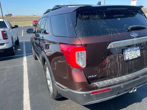 Used 2020 Ford Explorer XLT w/ Equipment Group 202A image 12