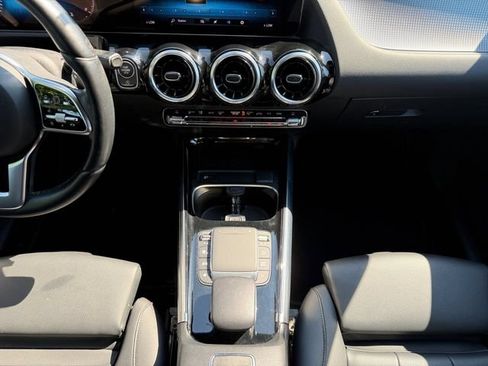 Certified 2023 Mercedes-Benz GLA 250 4MATIC image 18