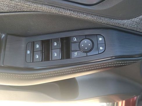 Certified 2023 Nissan Rogue SV FWD image 11