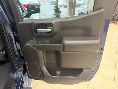 Used 2021 Chevrolet Silverado 1500 Custom RWD image 16