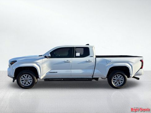 New 2026 Toyota Tacoma SR5 AWD/4WD image 2