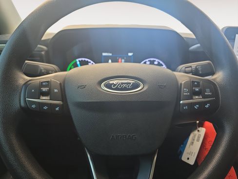 Used 2023 Ford Maverick XLT FWD image 11