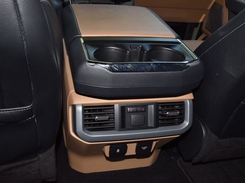 Used 2023 Ford F150 Lariat w/ Equipment Group 502A High RWD image 18