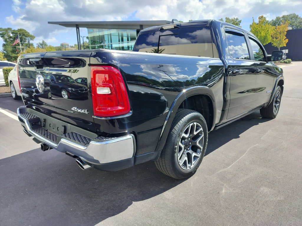 Used 2026 RAM 1500 Laramie w/ Advanced Safety Group II AWD/4WD image 3