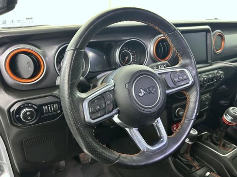 Certified 2022 Jeep Gladiator Mojave w/ LED Lighting Group image 11