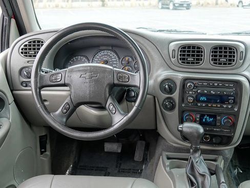 Used 2002 Chevrolet TrailBlazer LT w/ Preferred Equipment Group AWD/4WD image 80