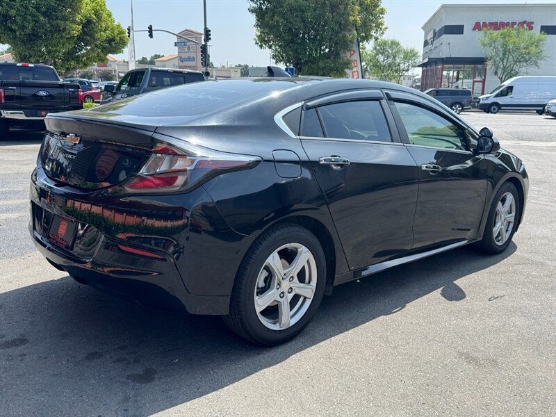 Used 2018 Chevrolet Volt LT FWD image 19