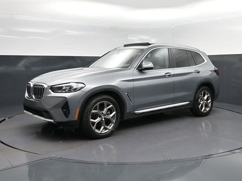 Certified 2024 BMW X3 sDrive30i w/ Premium Package w/ZPA RWD image 3