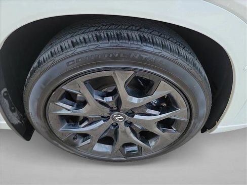 Used 2024 Lexus TX 500h AWD w/ Technology Package image 10