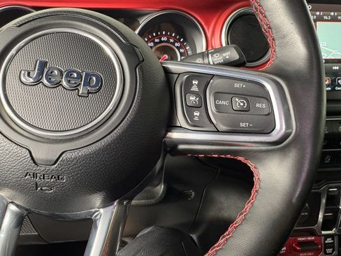 Used 2022 Jeep Gladiator Rubicon w/ Cold Weather Group AWD/4WD image 21