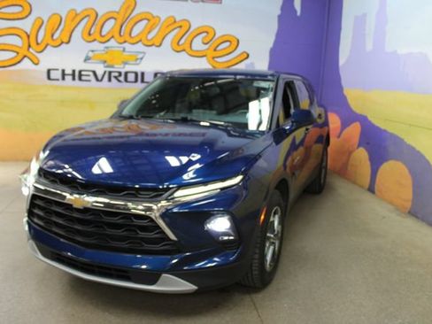 Used 2023 Chevrolet Blazer LT AWD/4WD image 4
