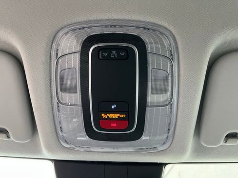 Used 2025 Hyundai Kona SEL image 17