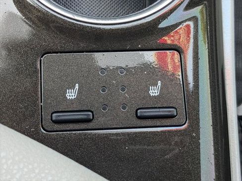 Certified 2023 Toyota Camry XLE FWD image 21