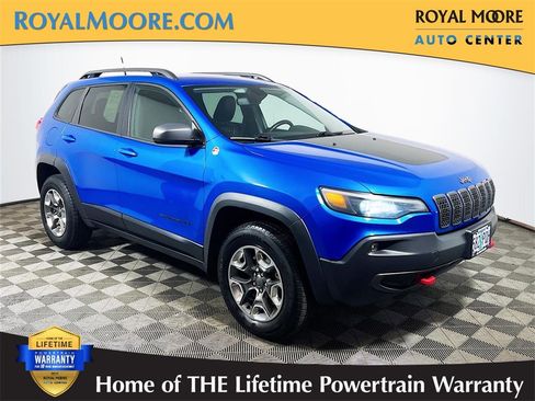 Used 2019 Jeep Cherokee Trailhawk image 1