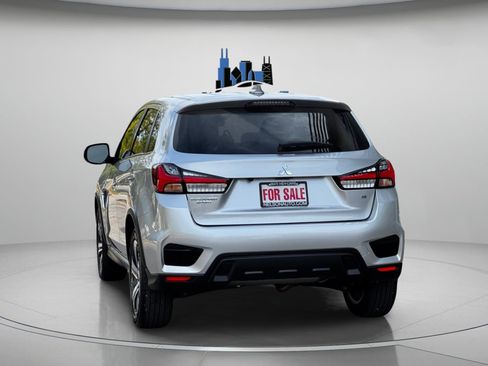 Used 2021 Mitsubishi Outlander Sport SE image 6