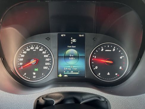 Used 2024 Mercedes-Benz Sprinter 2500 image 30