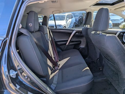 Used 2017 Toyota RAV4 XLE image 26