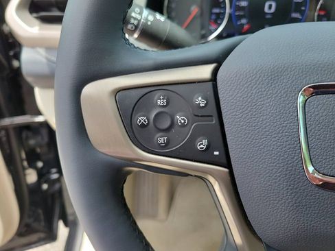 Used 2023 GMC Acadia Denali w/ Denali Ultimate Package FWD image 30