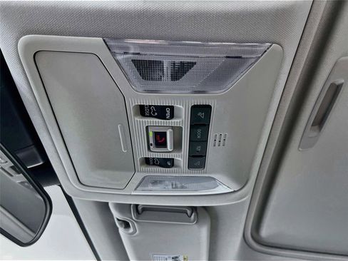 Used 2024 Toyota RAV4 XLE w/ Convenience Package AWD/4WD image 13