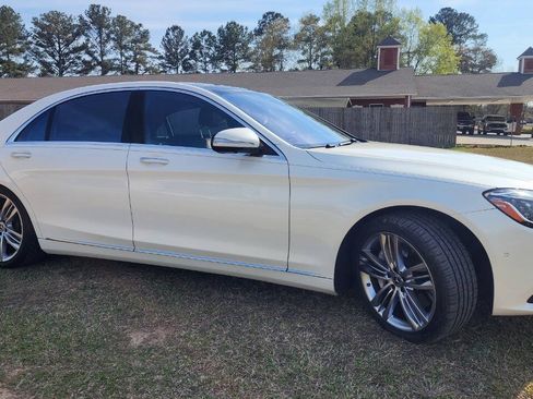Used 2018 Mercedes-Benz S 560 Sedan image 10