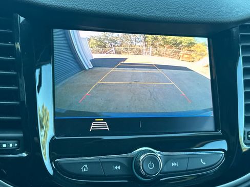 Used 2020 Chevrolet Trax LT AWD/4WD image 20