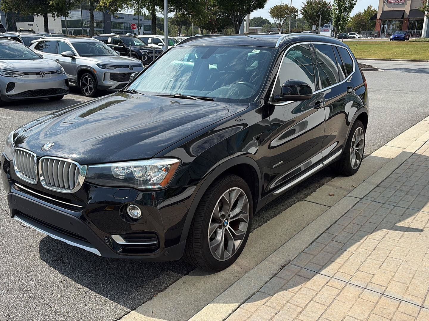 Used 2017 BMW X3 sDrive28i RWD image 4