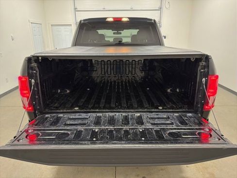Used 2019 Ford F150 XLT w/ Equipment Group 302A Luxury AWD/4WD image 33