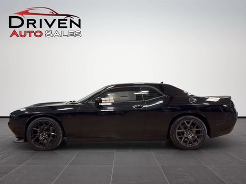 Used 2019 Dodge Challenger R/T Scat Pack image 4