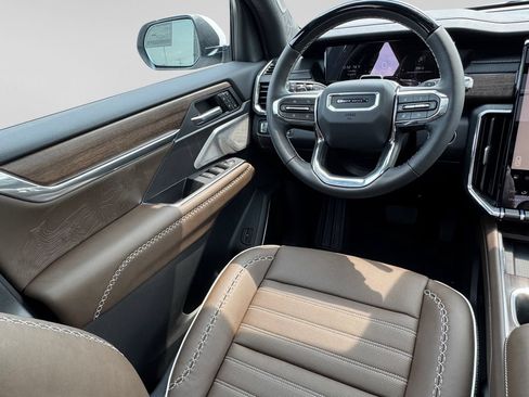 New 2026 GMC Acadia Denali Ultimate AWD/4WD image 16