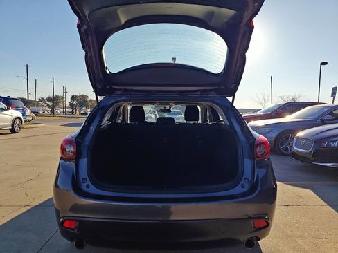 Used 2016 MAZDA MAZDA3 i Sport w/ Preferred Equipment Package image 13