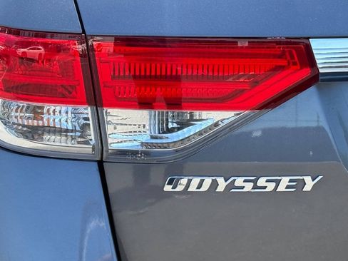 Used 2016 Honda Odyssey EX-L image 27