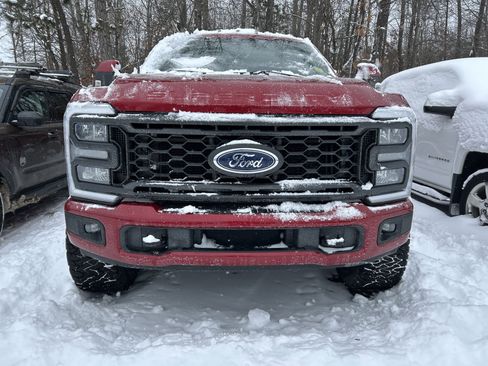 Used 2023 Ford F350 Lariat w/ Sport Appearance Package image 5