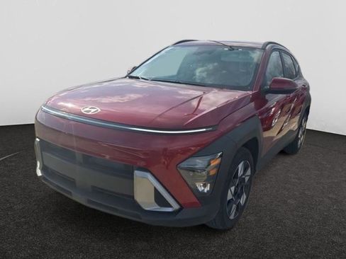 Used 2025 Hyundai Kona SEL image 7