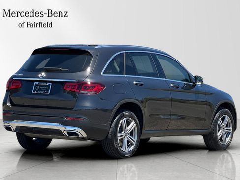 Used 2021 Mercedes-Benz GLC 300 w/ Premium Package image 2