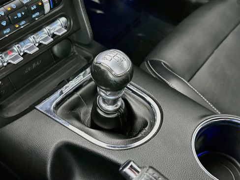 Used 2015 Ford Mustang GT Premium RWD image 20