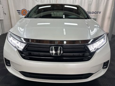 Used 2022 Honda Odyssey Elite image 4