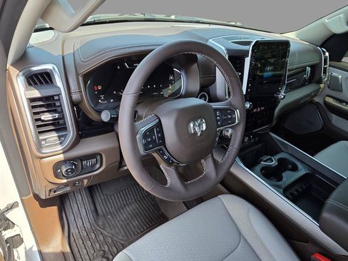 Used 2026 RAM 1500 Laramie AWD/4WD image 11