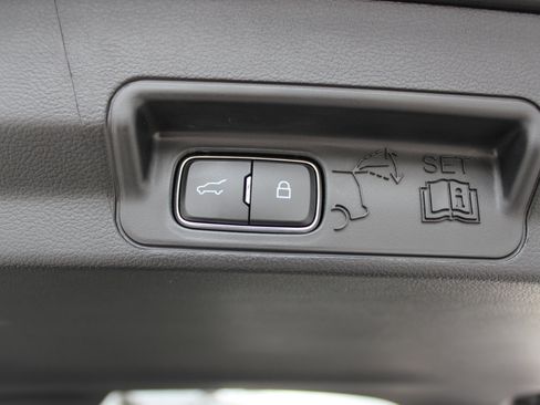 Used 2025 Ford Explorer Platinum w/ LUX Leather Package image 15