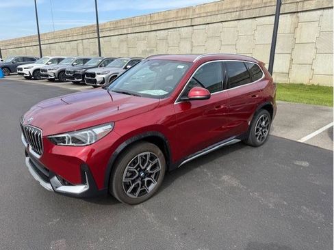 Used 2026 BMW X1 xDrive28i w/ Technology Package image 1