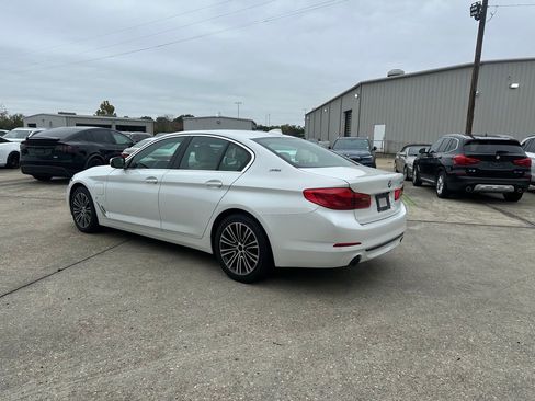 Used 2019 BMW 530e w/ Convenience Package image 5