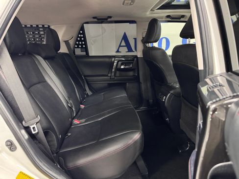 Used 2021 Toyota 4Runner TRD Off-Road Premium w/ Moonroof Package AWD/4WD image 14